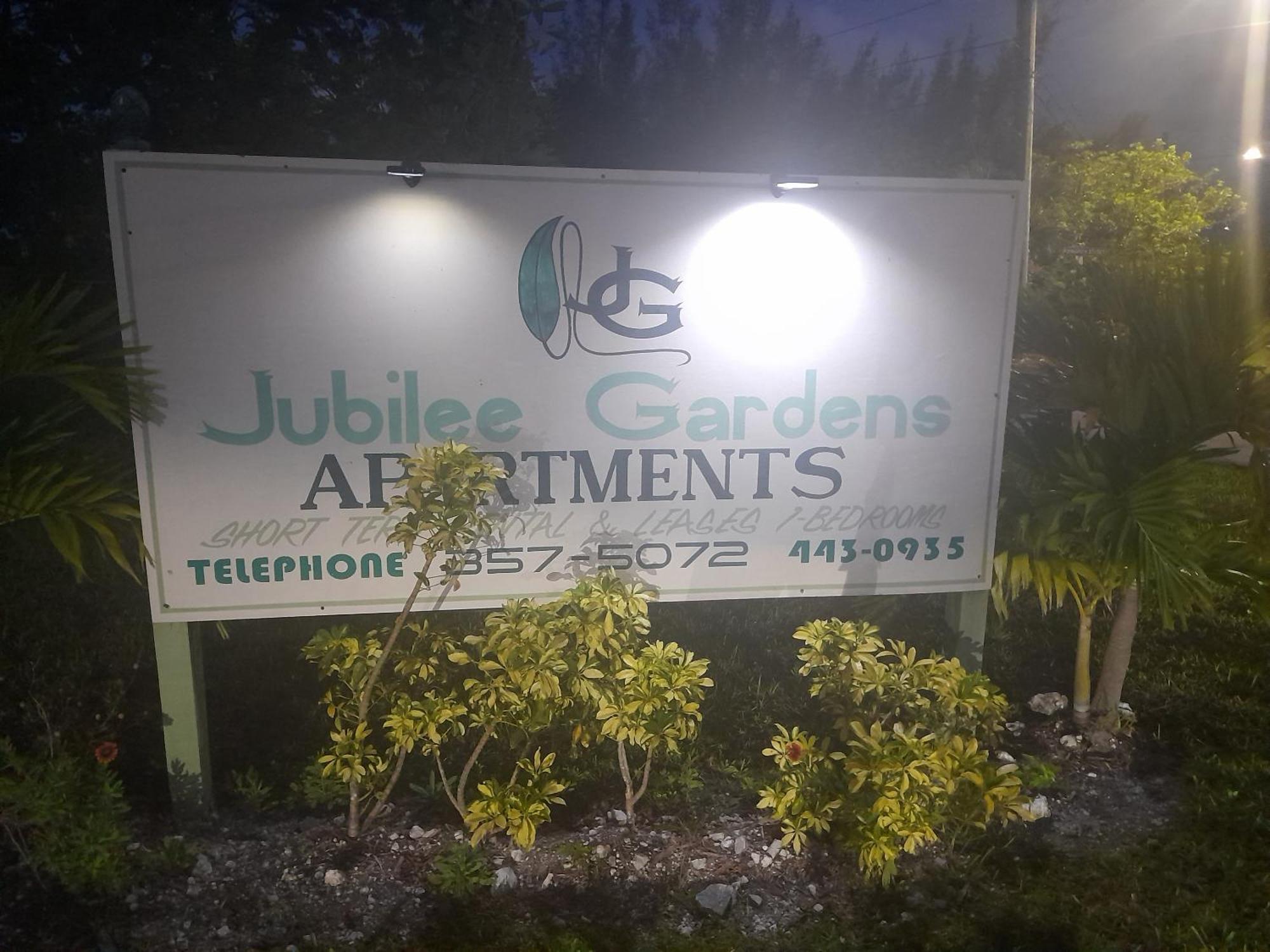 Jubilee Gardens Freeport Hotel Exterior photo
